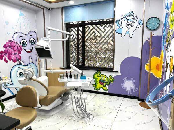 大连玉心口腔诊所（五一广场旗舰店）医生团队实力强大及骨干医生简介