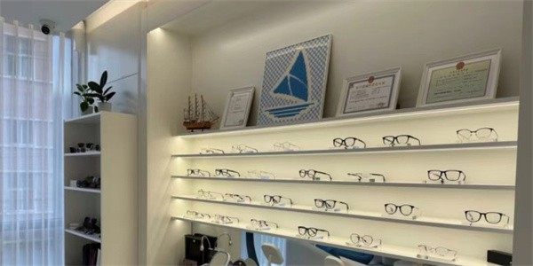 上海艾嘉瞳心眼科门诊部地址电话营业时间