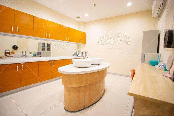 肇庆爱尔眼科医院地址电话营业时间