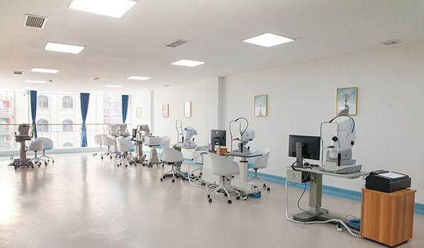 肇庆爱尔眼科医院收费价格表/收费标准