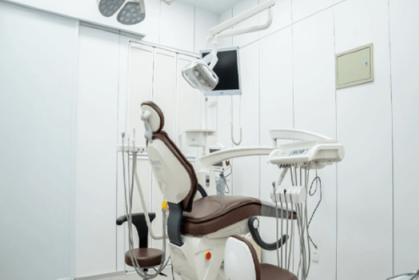 大连仁合全美口腔诊所（钻石湾店）是正规医院吗？