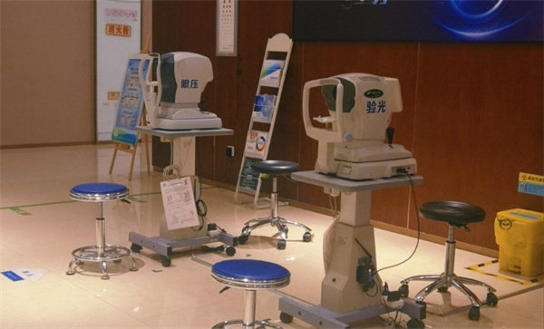 如何获取西安爱尔眼科医院程鹭2026全新价目表